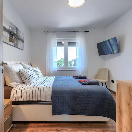 Fortuna By Interhome *