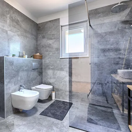 Сasa de vacaciones Fortuna By Interhome Labin (Istria)