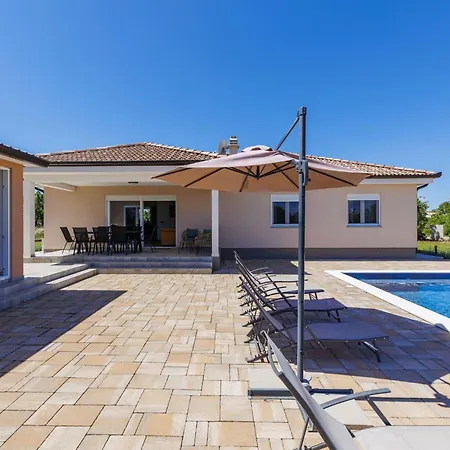 Fortuna By Interhome Сasa de vacaciones