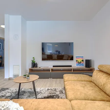 Fortuna By Interhome Labin (Istria)