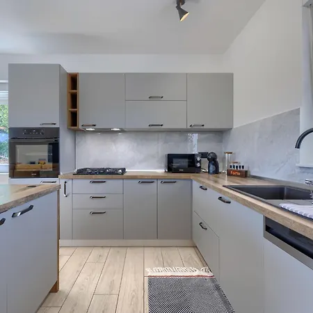 Feriehus Fortuna By Interhome